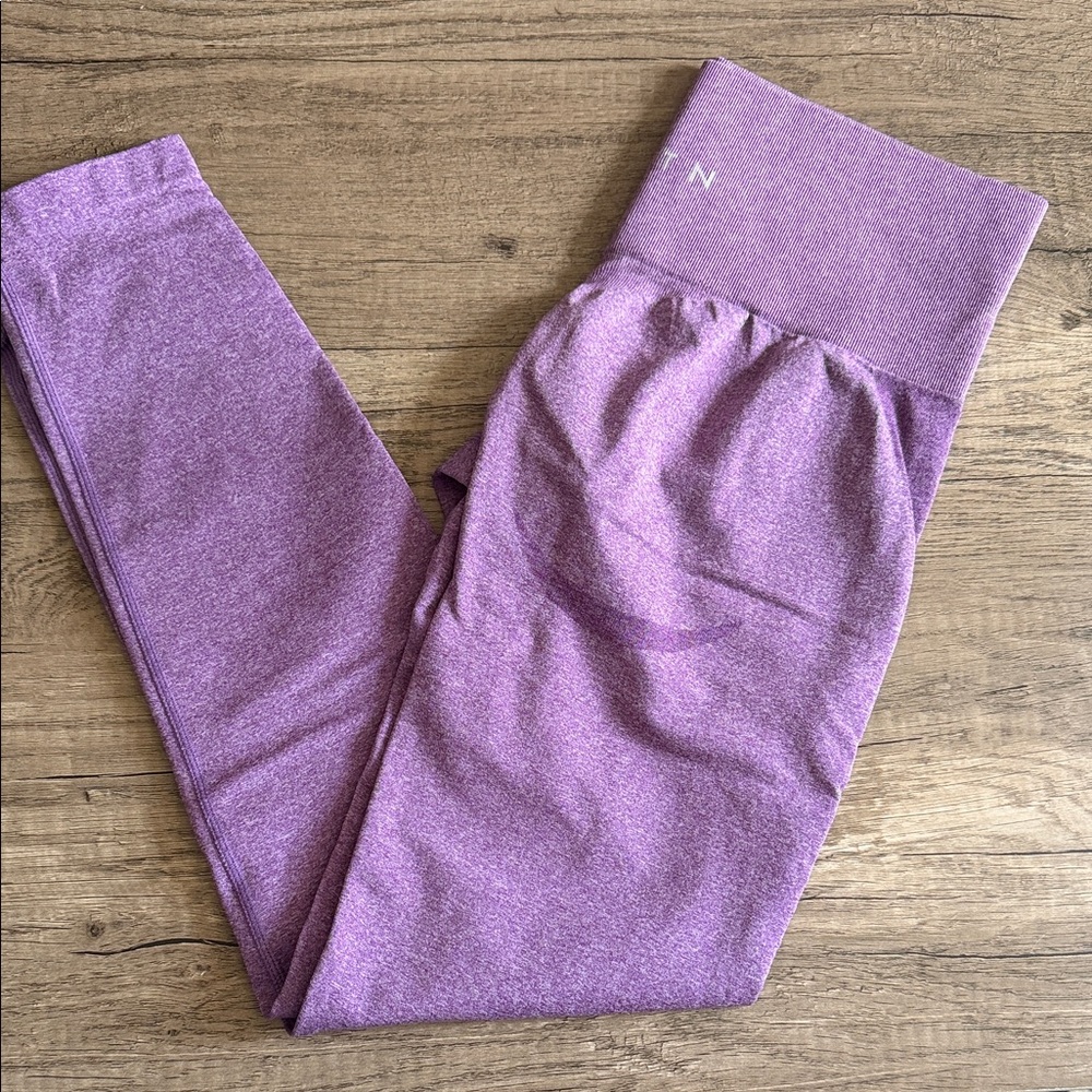 NVGTN Women's Purple Leggings